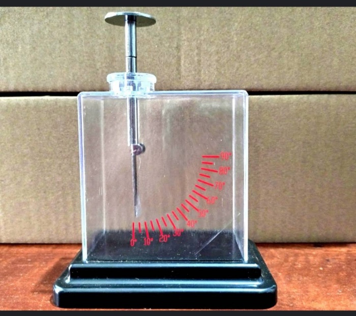 Gold leaf electroscope